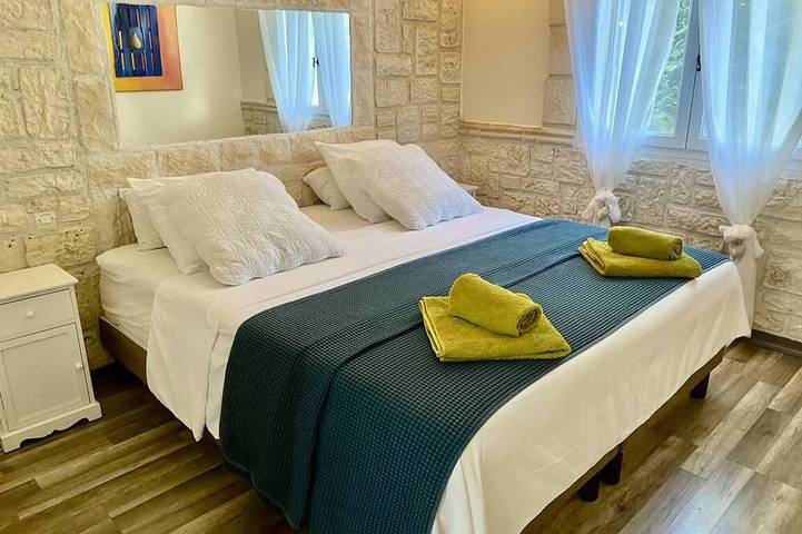 House 6 persons between vineyards and garrigues in Pouzilhac, Nimes und Umgebung