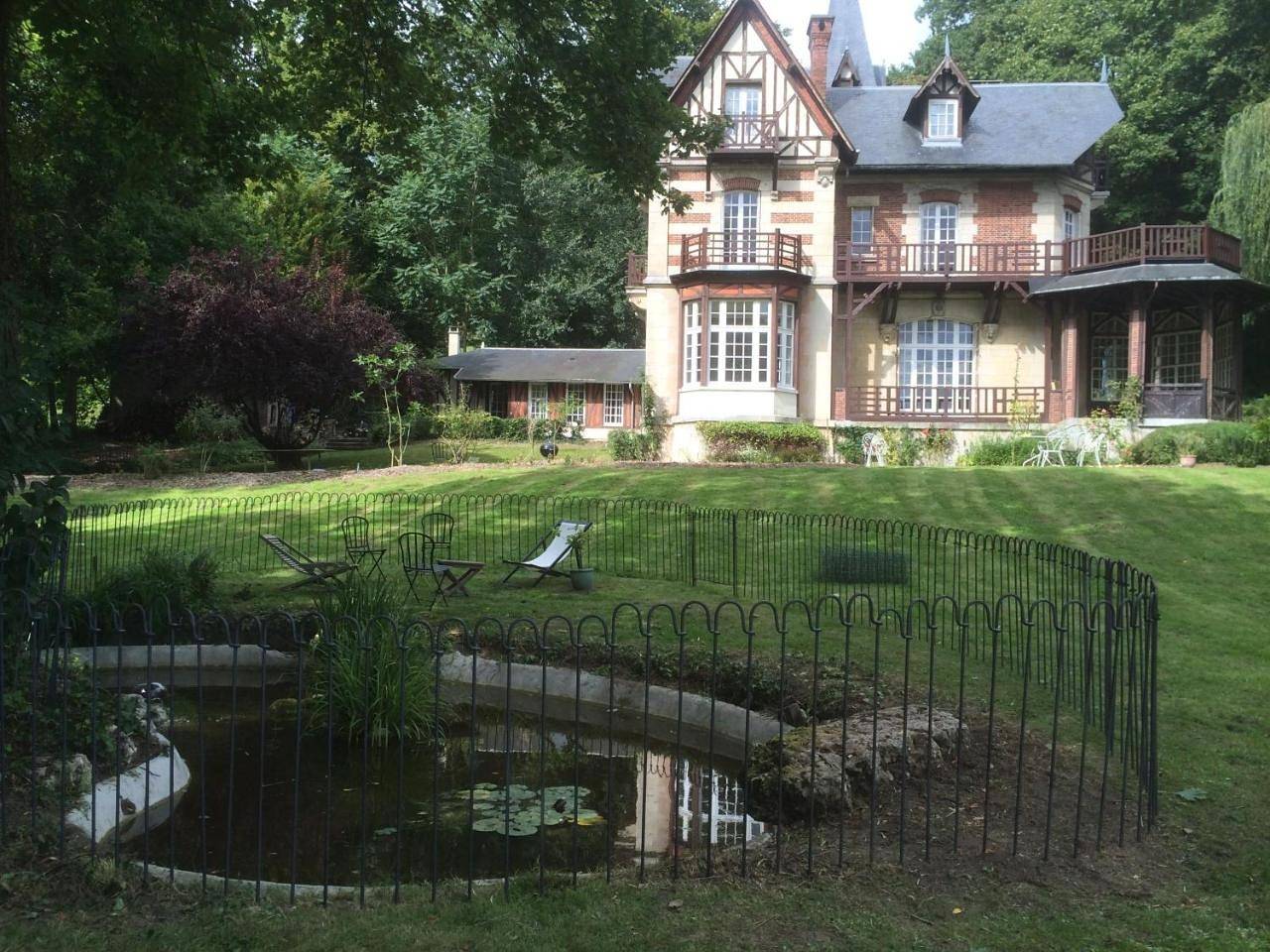 Villa du Châtelet in Choisy-au-Bac, Oise