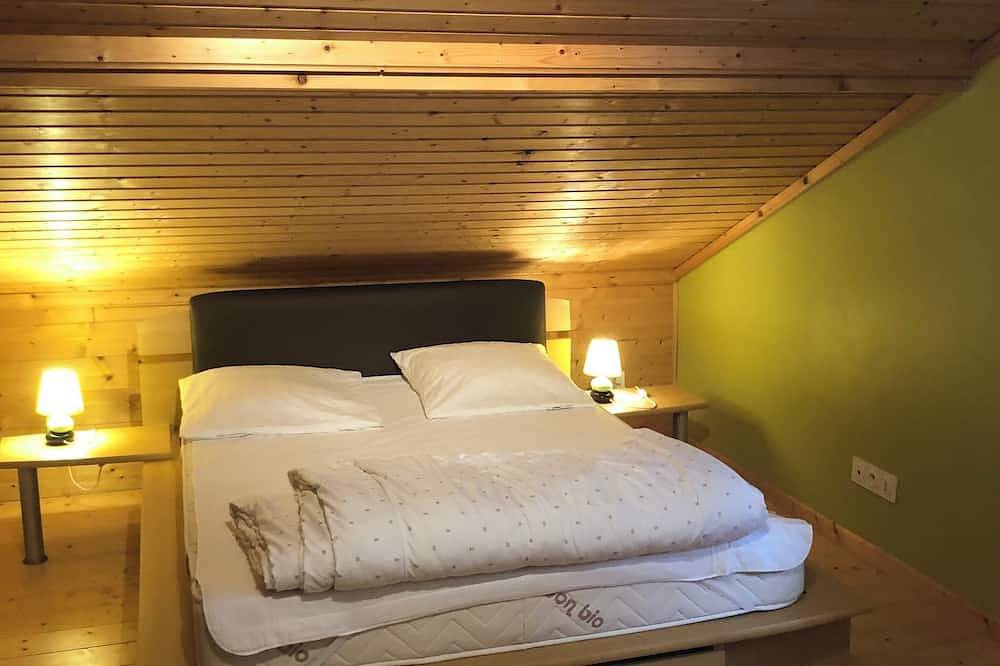 De cabine van de Sfinx 'Le Chamois' 2012 in Anould, Saint-Dié-des-Vosges
