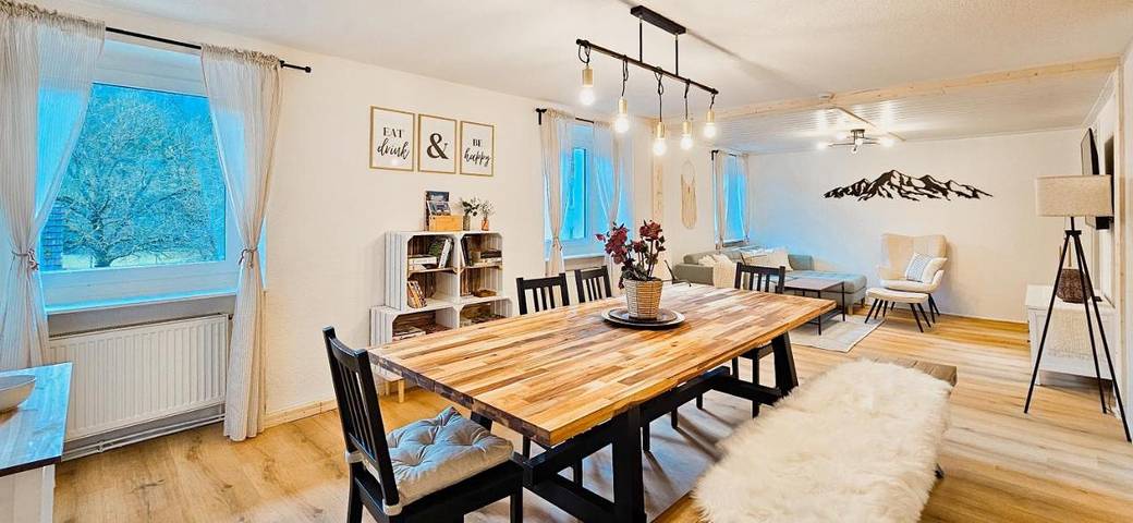 Appartement de vacances pour 8 personnes, avec jardin, animaux acceptés