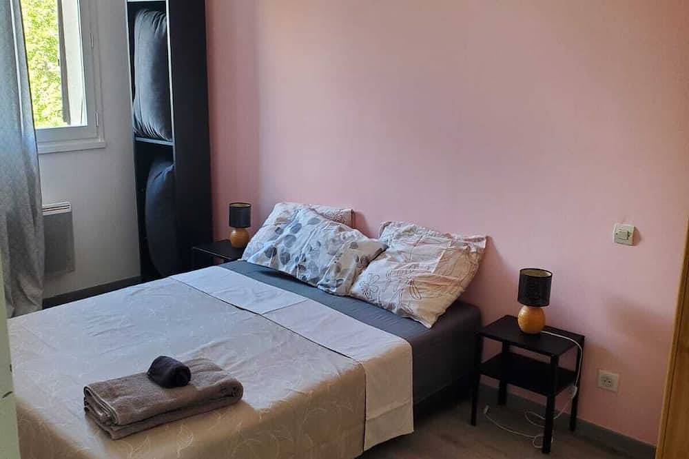 Apartamento entero, Modern, fully-equipped apartment in L'Isle-Jourdain, Gers