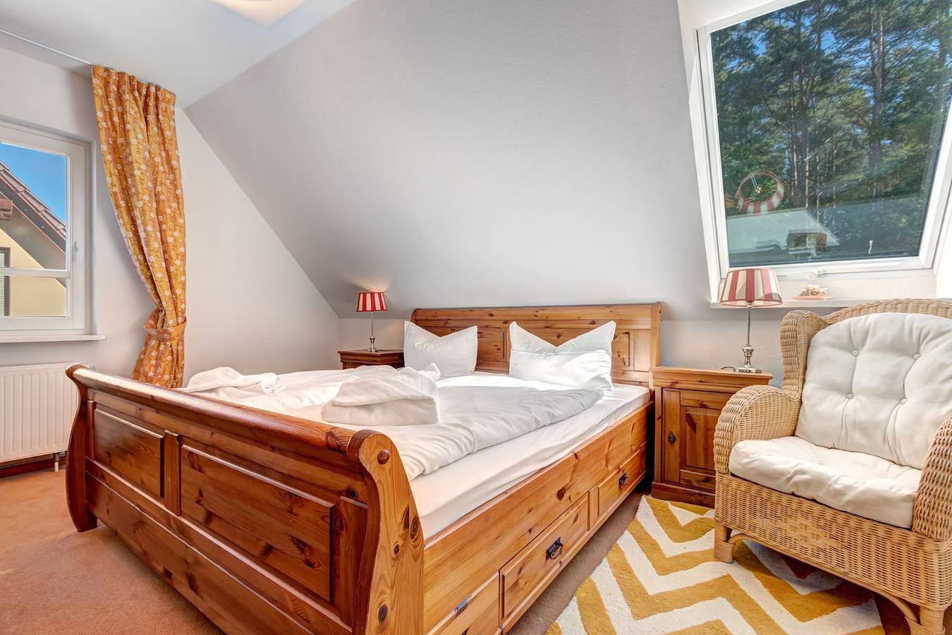 Ferienhaus Ahlbeck mit Sauna, Kaminofen und Platz für bis zu 8 Personen in Drei Kaiserbäder, Heringsdorf