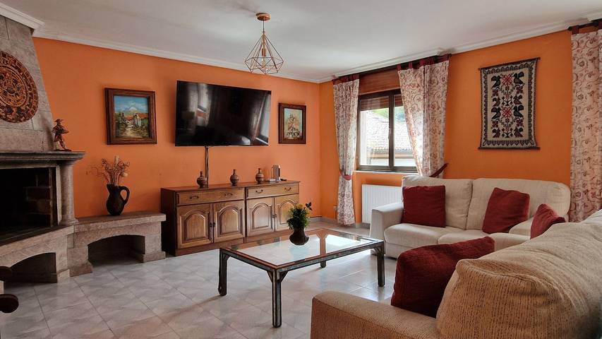 Ferienhaus 'La Casita Mexicana' mit Bergblick und WLAN in Cué, Llanes