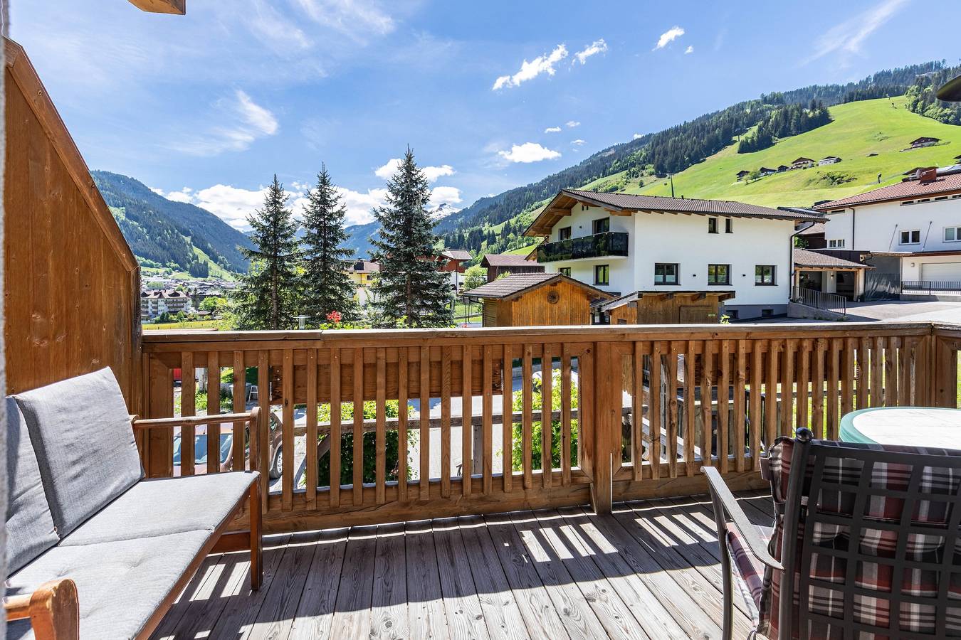 Ganze Wohnung, Apartment 'Stockinger A1' mit Bergblick, Balkon und Wlan in Großarl, Ski Amadé