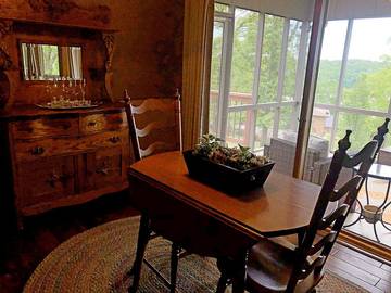 Vacation House for 2 Guests in Shell Knob, Table Rock Lake, Picture 4