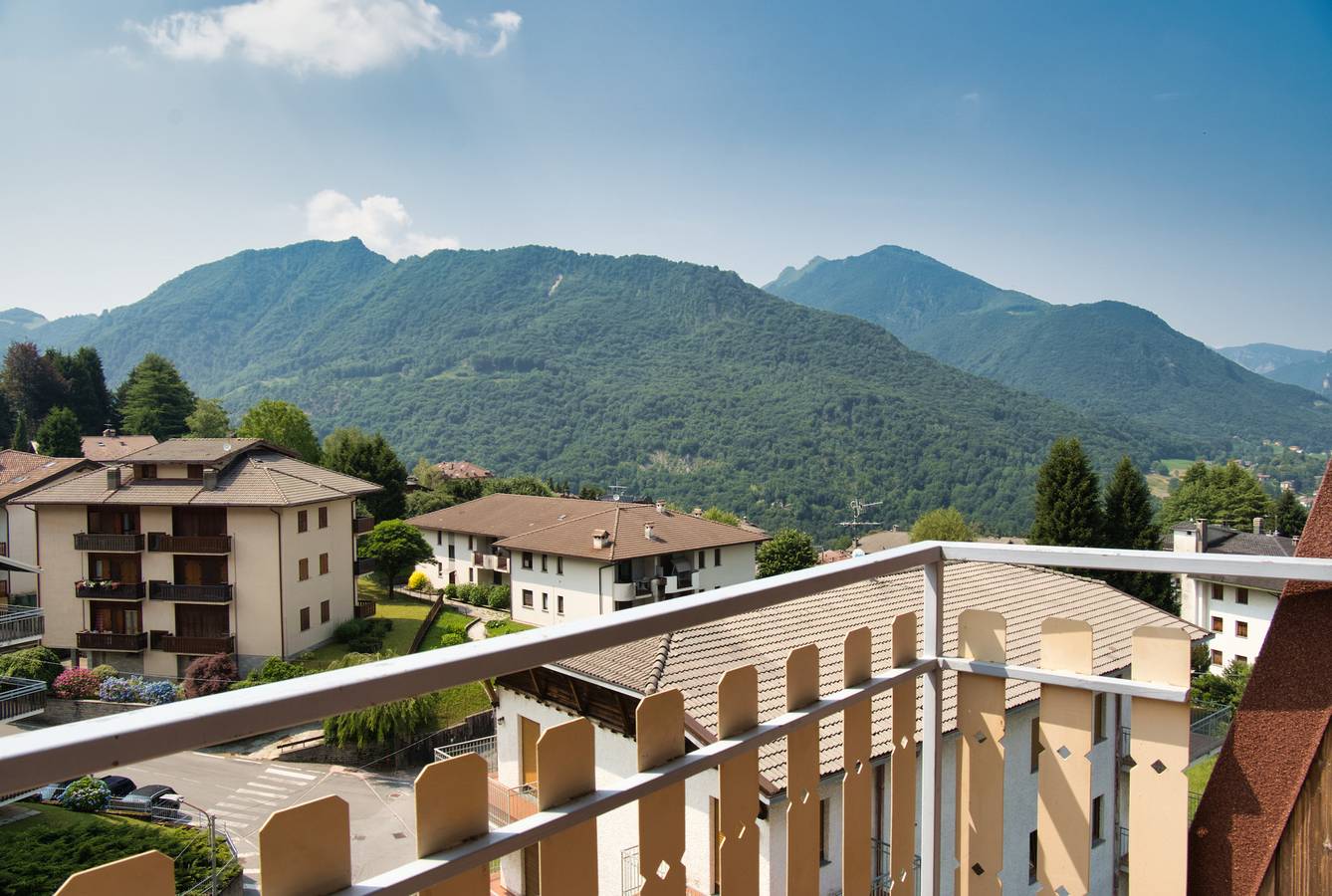 Appartamento intero, Casa Rachele - mountain panorama in Moggio, Prealpi Bergamasche Occidentali
