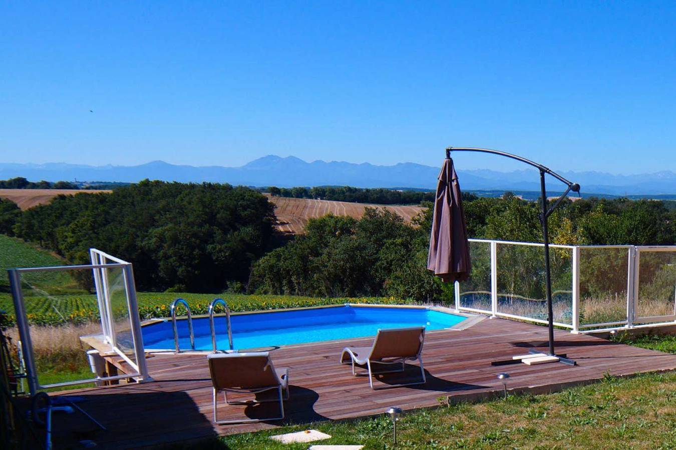 Gîte pour 14 Personnes dans Pech-Luna, Lauragais