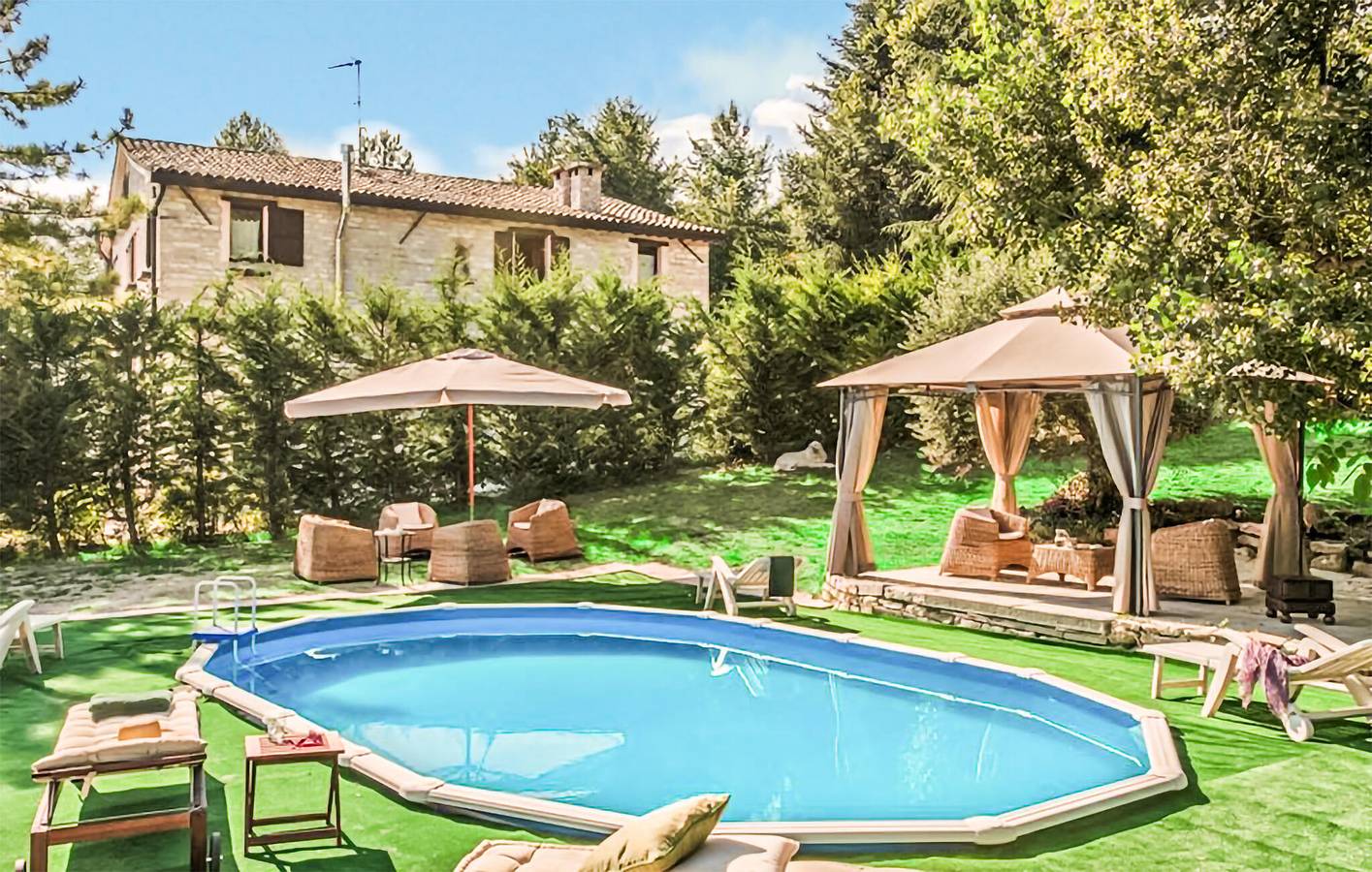 Casa de vacaciones para 18 personas con jardín in Cagli, Valle del Metauro