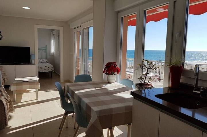 Apartamento de vacaciones para 6 personas, con balcón y jardín - 1