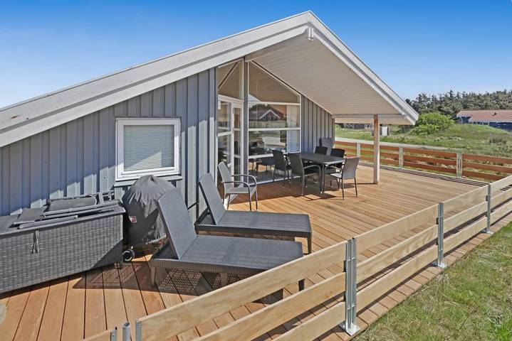 Villa für 10 Personen, mit Whirlpool und Balkon/Terrasse sowie Sauna, mit Haustier - 1