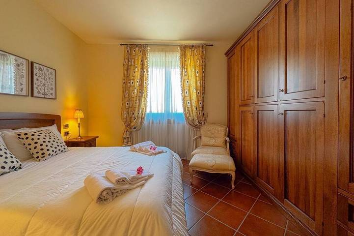 Appartamento intero, Casa Ampia con Giardino, Natura e Relax in Spello, Perugia e dintorni
