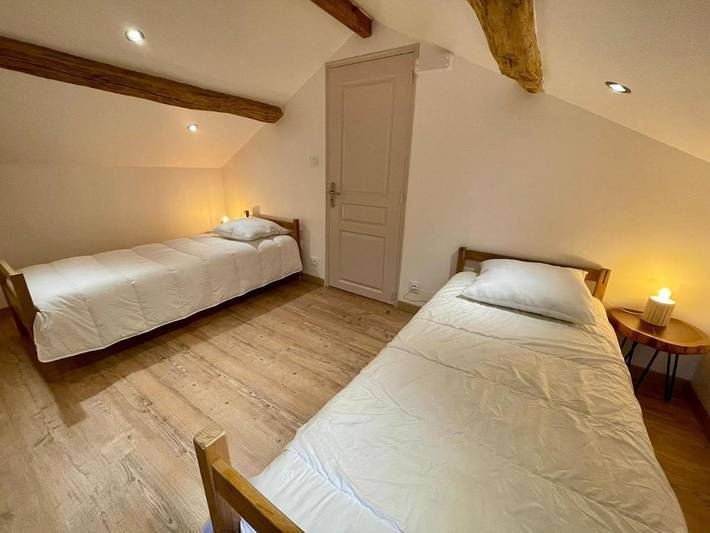 Gîte pour 6 personnes à Saint-Malô-du-Bois - 4