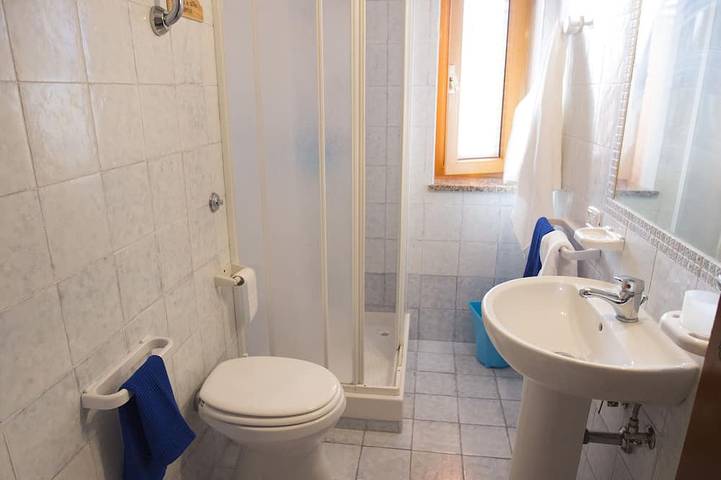 Entire apartment, Apartment in Villa Valentini, Seafront, Gulf of Gaeta parking included in Marina di Minturno, Minturno