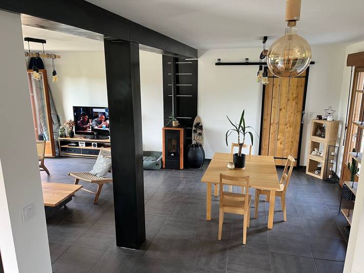 Villa "Quiet House near Dinan" with Private Terrace, Garden, and Wi-Fi in Aucaleuc, Dinan Området