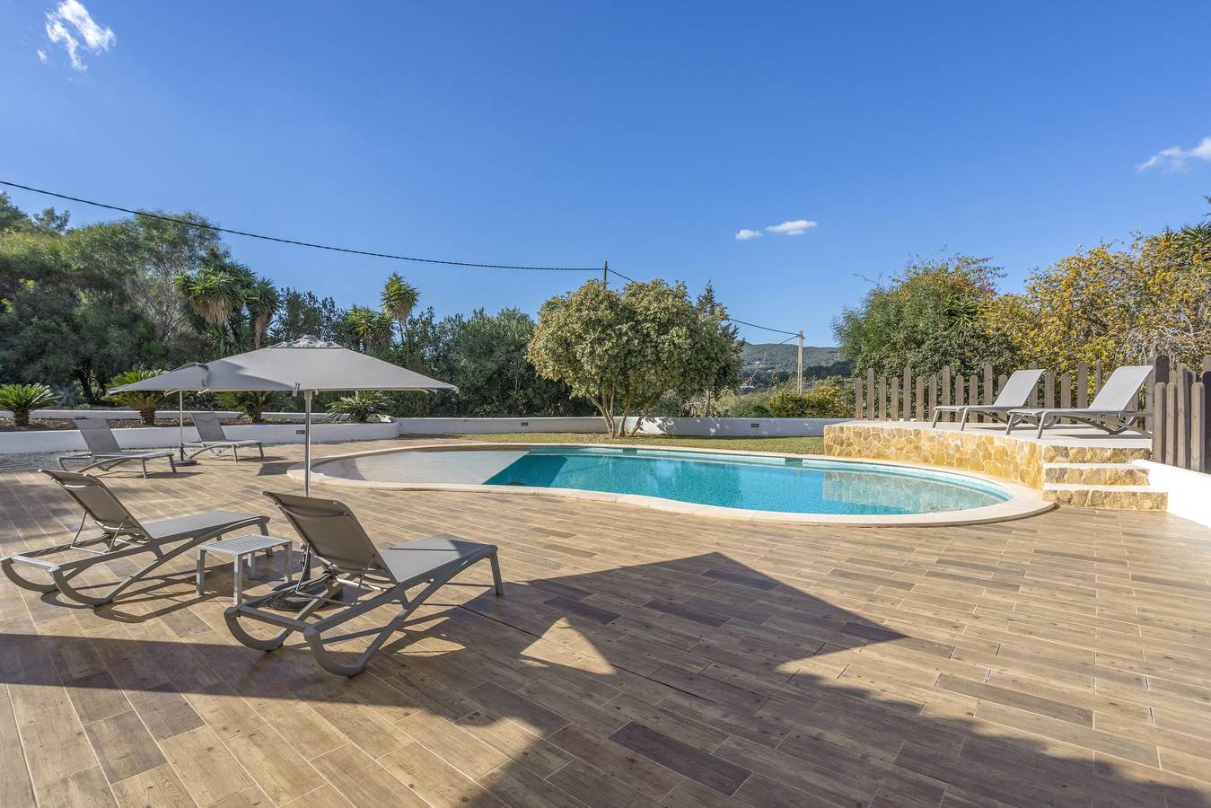 Schöne Villa "Can Pepe Pujolet" mit Bergblick, Pool, Wlan in Santa Gertrudis de Fruitera, Santa Eulària des Riu