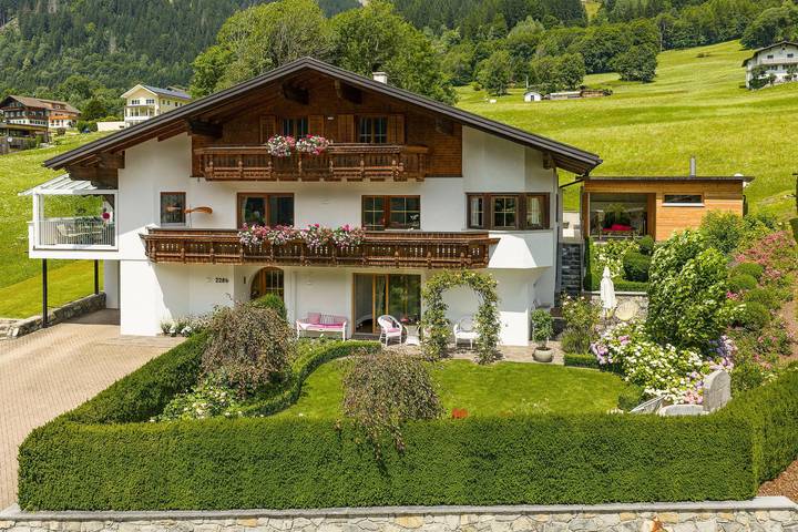 Bauernhof für 2 Personen, mit Balkon und Terrasse sowie Garten und Ausblick