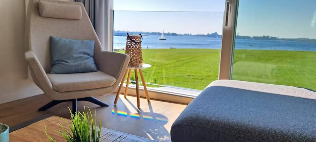 Huisje aan zee voor 6 personen, met Terras en Uitzicht op het meer in Kamperland