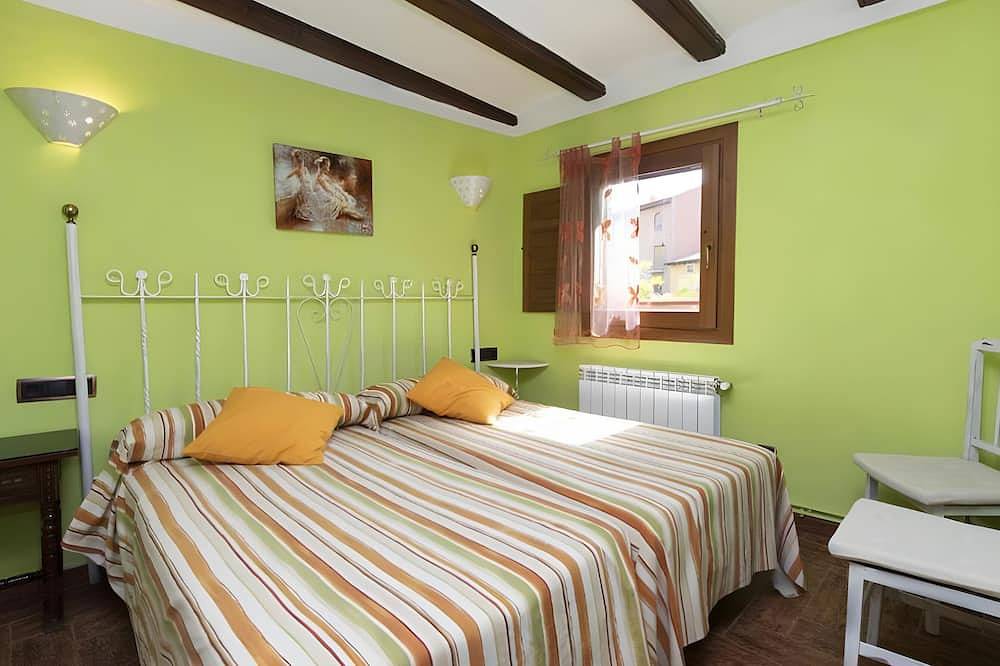 Apartamento entero, Apartamento 'Melihah' con Wi-Fi y aire acondicionado in Daroca, Provincia de Zaragoza