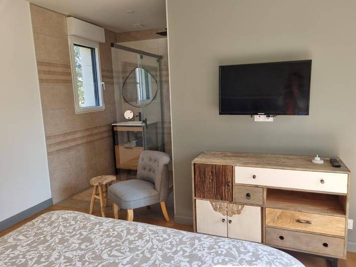 Gîte pour 2 personnes, avec jardin ainsi que jacuzzi et terrasse à Clermont (Oise) - 3