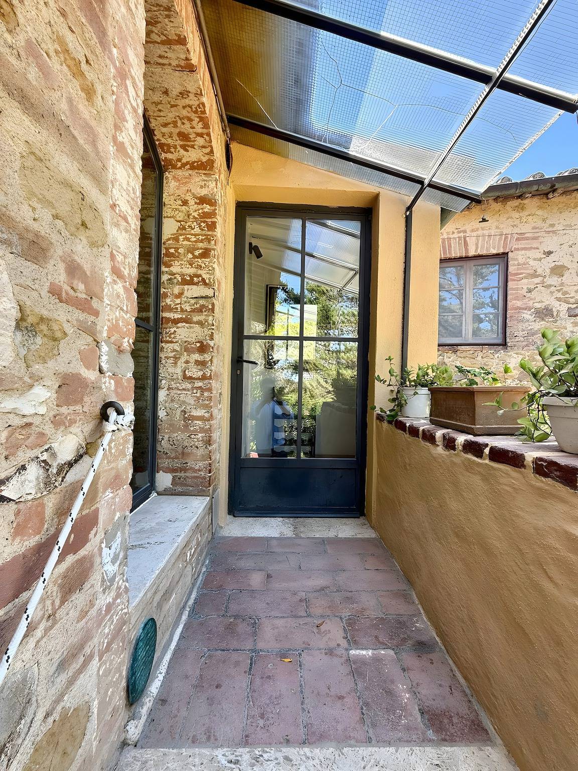 Villa Capanna: A Window onto Tuscany in Siena, Siena Province