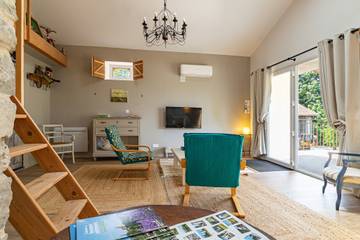 Chambre D’hôte pour 4 Personnes dans Charols, Région de nyons, Photo 4