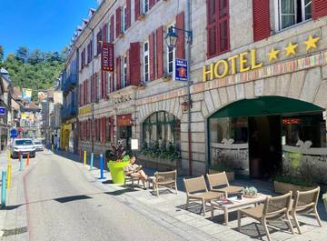 Hôtel pour 2 personnes, avec terrasse à Aubusson