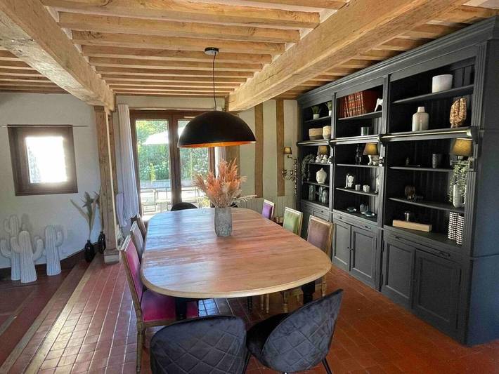 Location de vacances pour 10 personnes, avec piscine ainsi que vue et jardin à Barneville-la-Bertran - 2