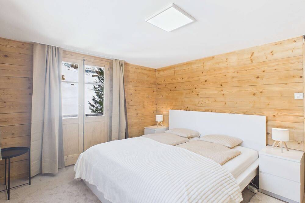 Ganze Wohnung, Familienwohnung für 8 nahe Zermatt in Randa, Walliser Alpen