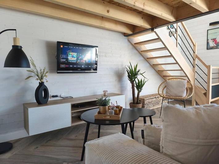 Location de vacances pour 6 personnes, avec vue ainsi que terrasse et jardin à Les Epesses - 3