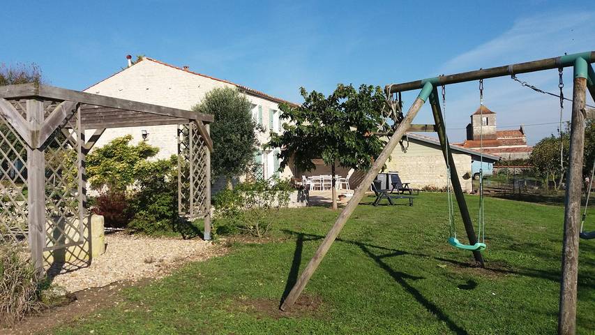 Gîte pour 6 personnes, avec jardin en Charente-Maritime - 2