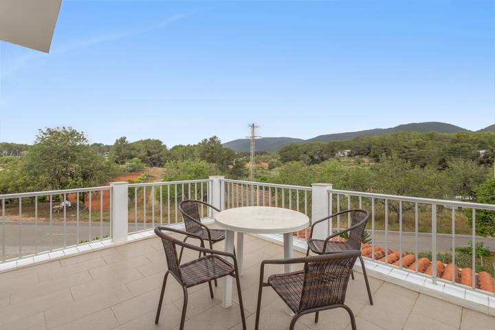 Chambre pour 2 personnes, avec balcon et jardin - 1