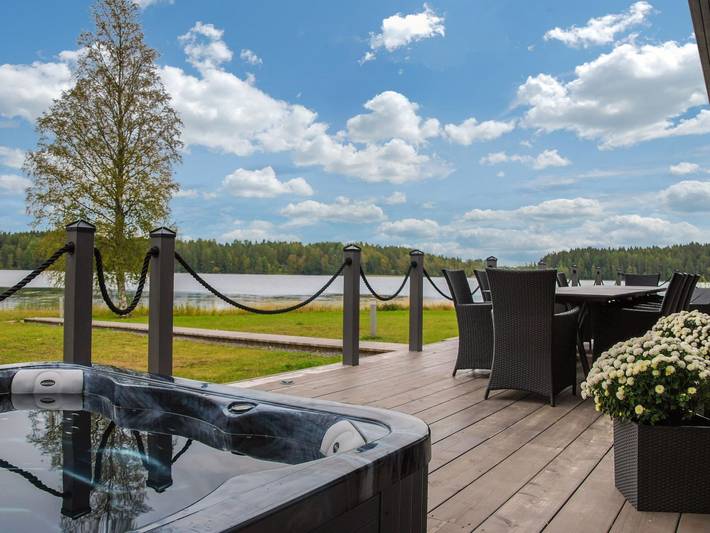 Villa karhentimantti in Ylöjärvi