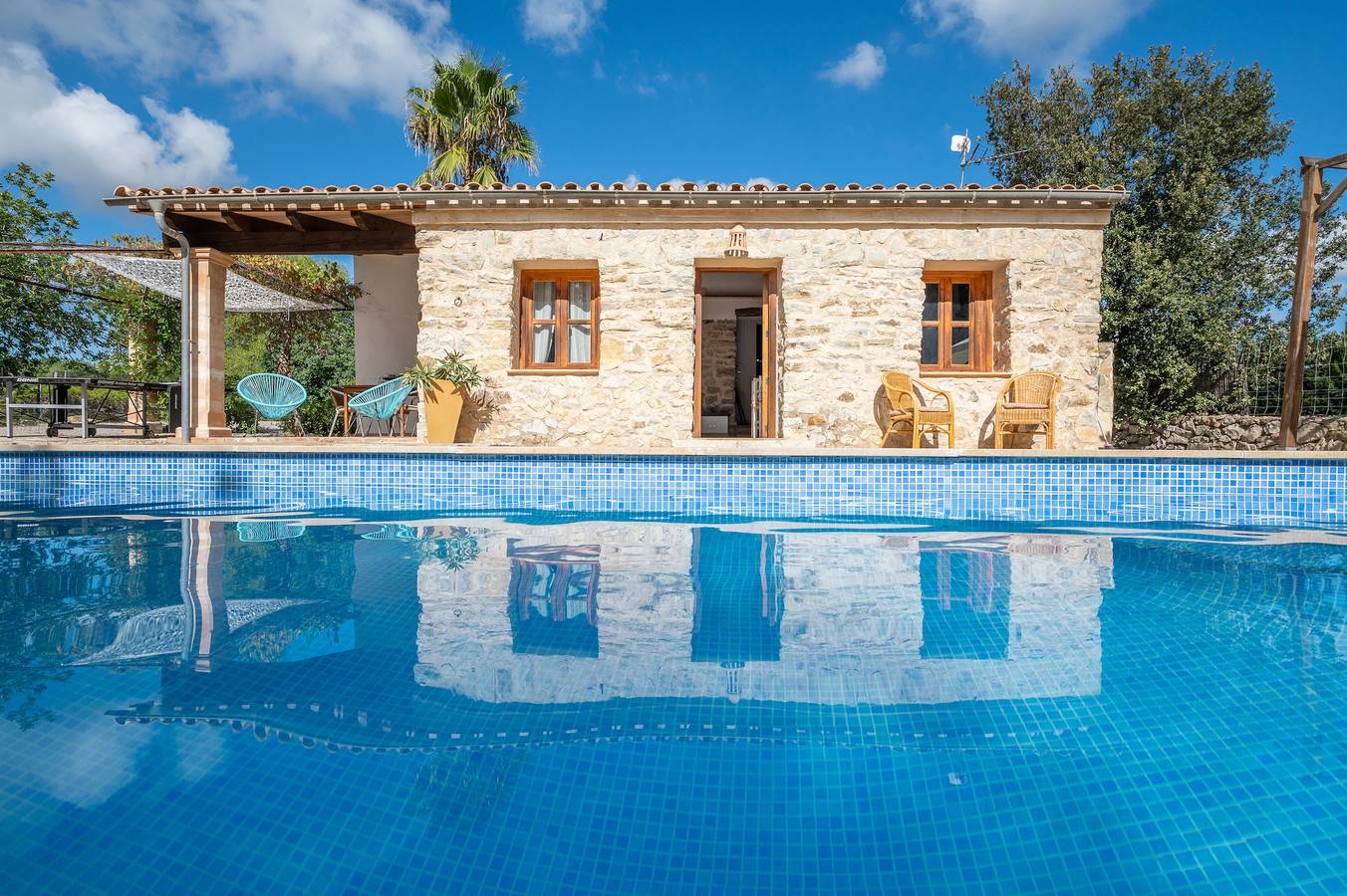 "Finca Marina Pollença" con vistas a la montaña, piscina privada y Wi-Fi in Pollença, Mallorca Norte