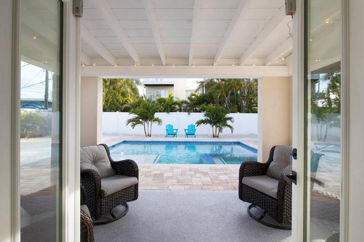 Casa de vacaciones para 6 personas, con terraza además de jacuzzi y piscina, Se admiten mascotas - 1