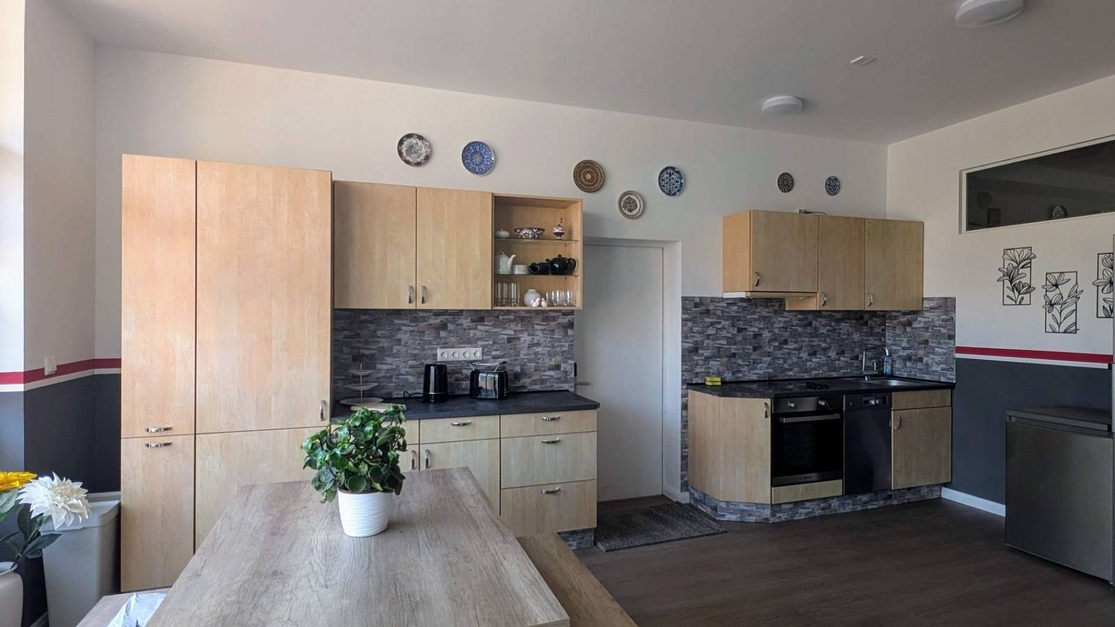 Ganze Ferienwohnung, Rhin Quartier Ferienwohnung Hostel-Style in Rheinsberger See, Rheinsberg