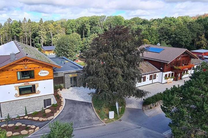 Ferienhaus für 2 Personen, mit Balkon und Sauna in Lahntal-Westerwald