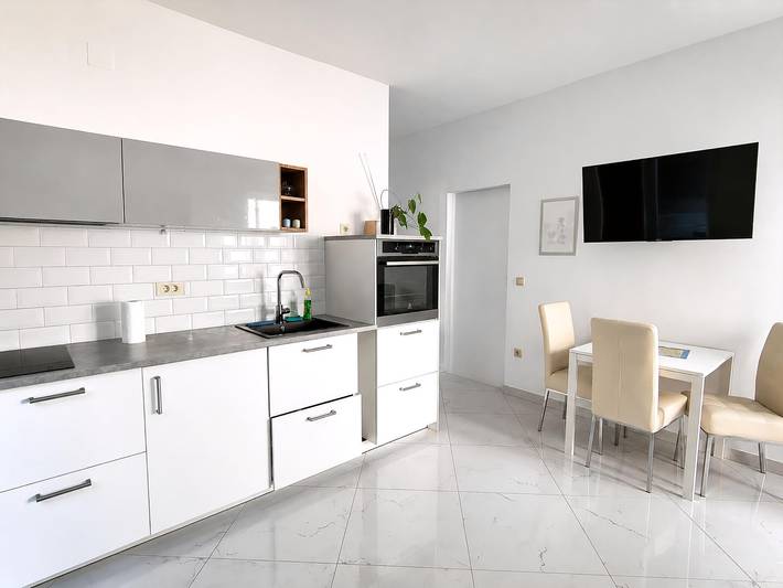 Ferienwohnung für 3 Personen, mit Terrasse in Primosten - 2