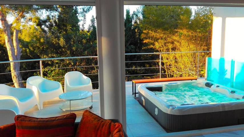 Chalet para 19 personas, con piscina además de jacuzzi y jardín en Hoya de Buñol - 4