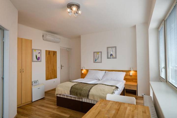 Maison d’hôte pour 3 personnes, avec jacuzzi ainsi que terrasse et sauna à Prague - 3