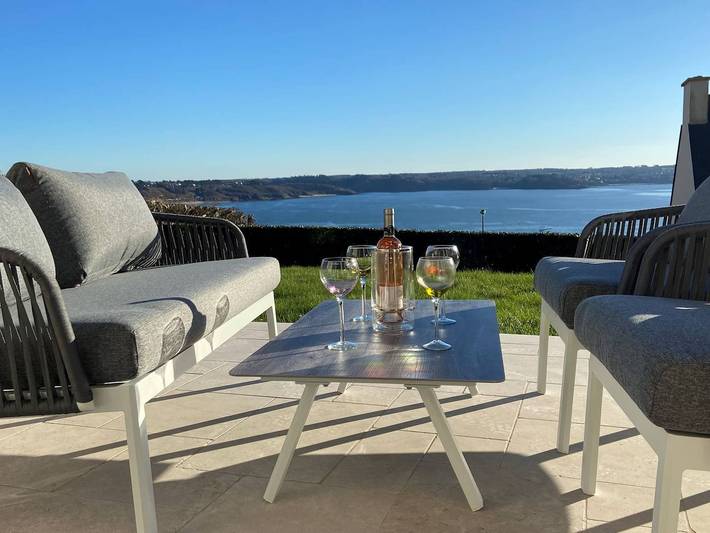 Maison de vacances pour 10 personnes, avec Vue sur l’océan et Balcon ainsi que Terrasse et Jardin à Trébeurden