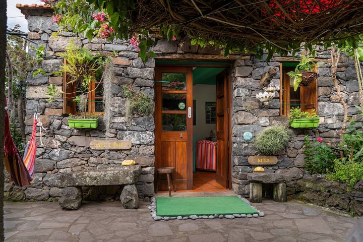 Location de vacances pour 3 personnes, avec Jardin dans Arco da Calheta