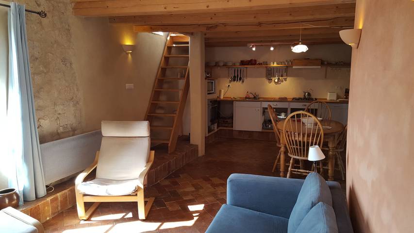 Gîte pour 4 personnes, avec piscine, animaux acceptés à Reillanne - 4
