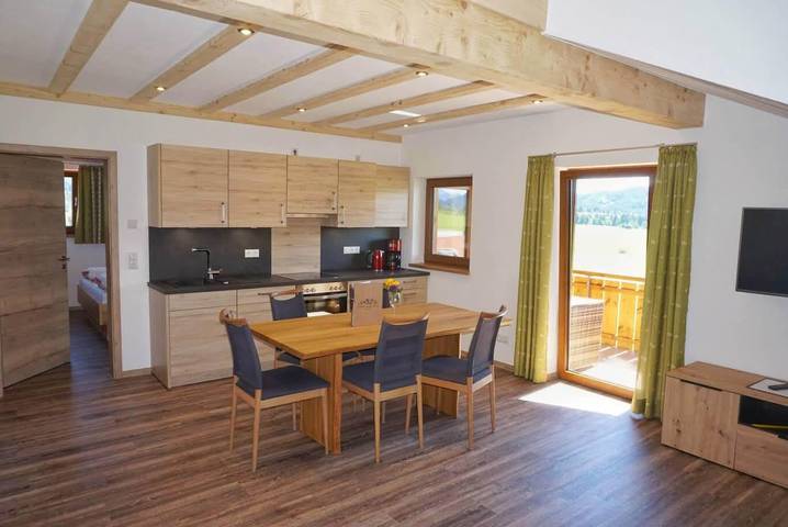 Bauernhaus für 5 Personen, mit Garten und Seeblick, kinderfreundlich in den Bayerische Alpen - 4