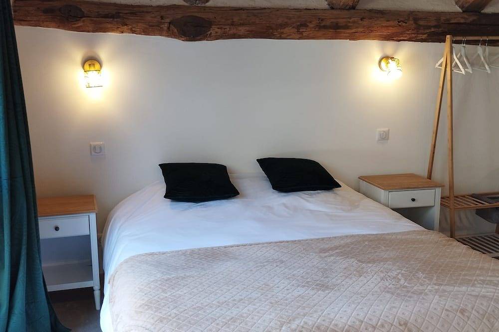 Appartement entier, Domaine de Servières - Gîte le Studio sur site natura 2000 in Le Caylar, Région de Lodève