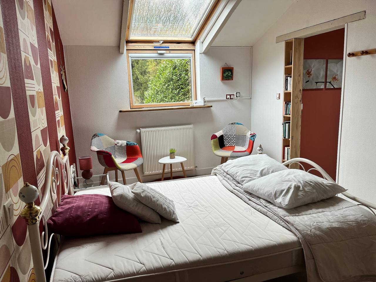 Cabaña «El Nido de Tristán e Isolda» con terraza privada, jardín privado y Wi-Fi in Plumelin, Pontivy region