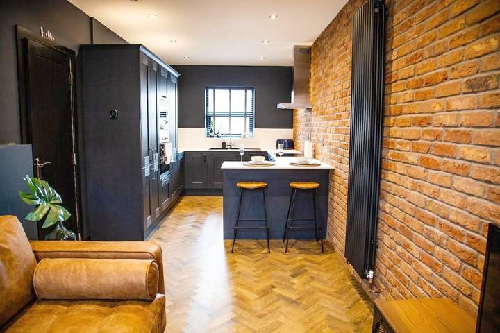Apartment for 2 people, with Terrace and Garden in Stockport