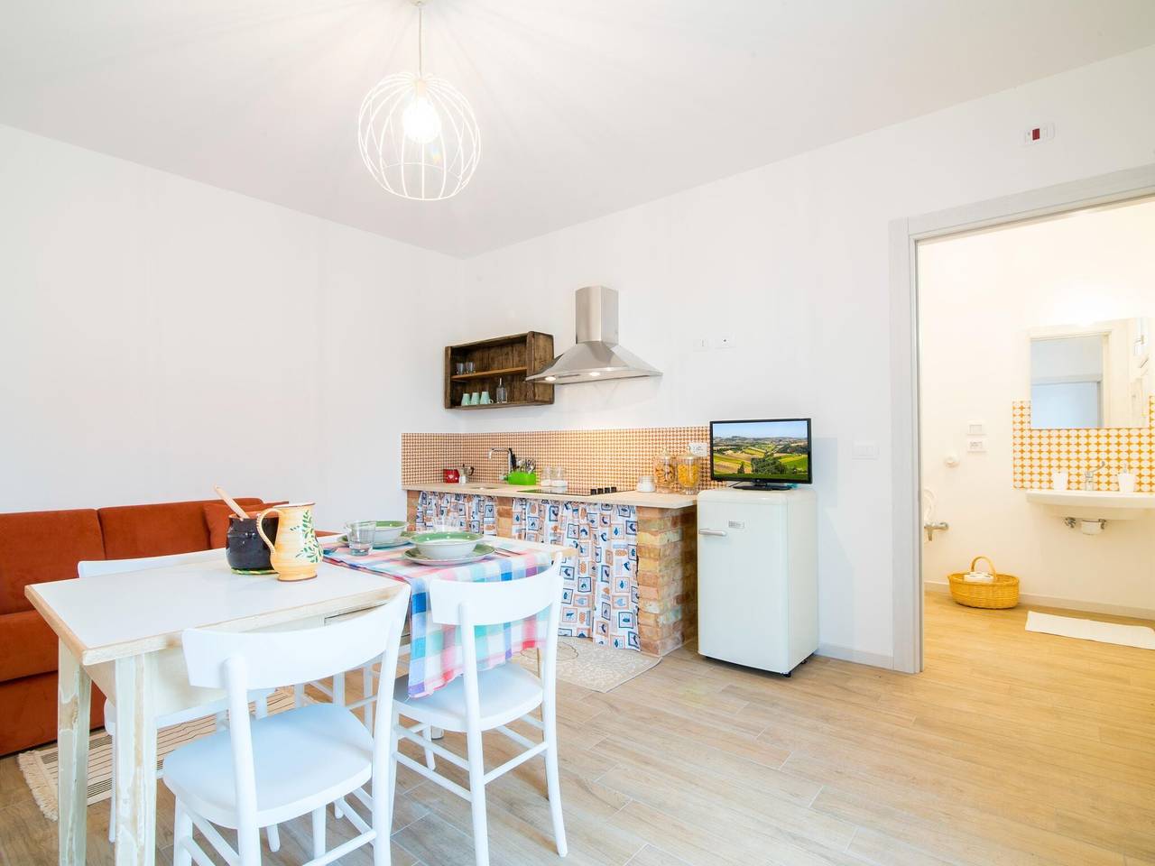 Ganze Wohnung, Bauernhaus mit Pool nahe Adria in Fermo, Fermo Provinz