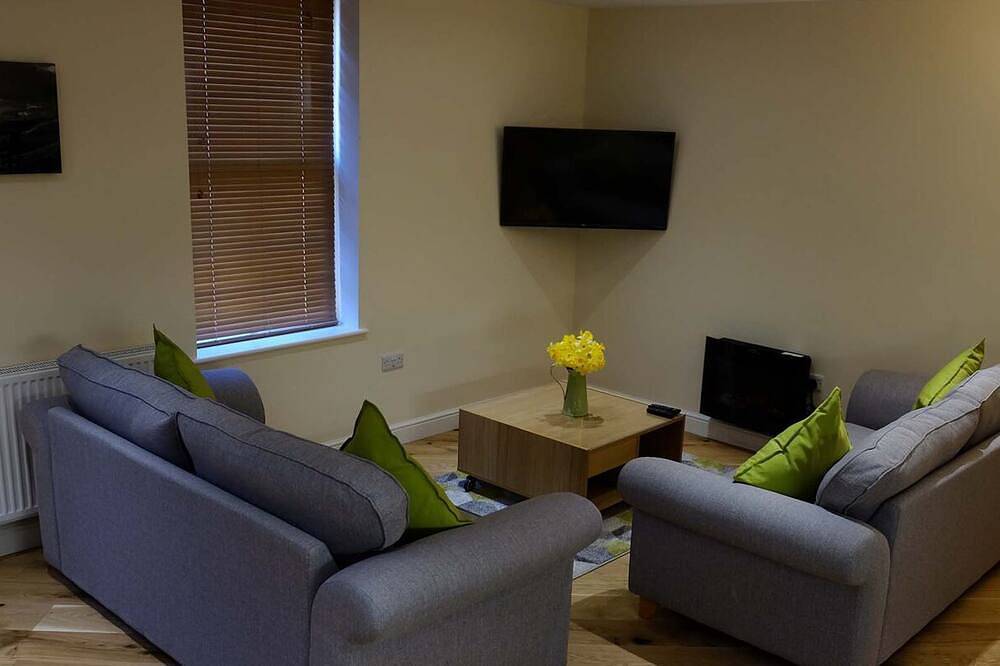 Ganze Wohnung, Apartment-Modern-Eigenes Badezimmer-Bergblick-Bakehouse in Rhayader, Powys
