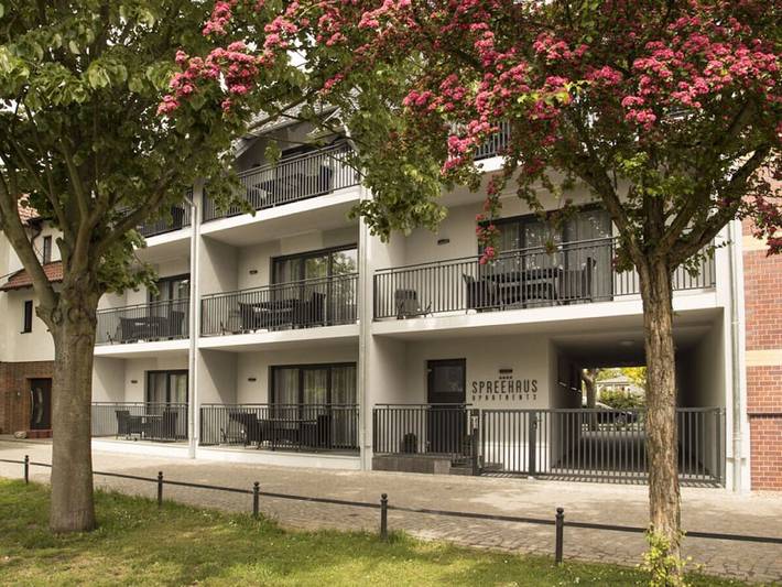 Acogedor apartamento de 1 dormitorio con balcón cerca de la playa y del río in Lübben, Dahme - Spreewald region