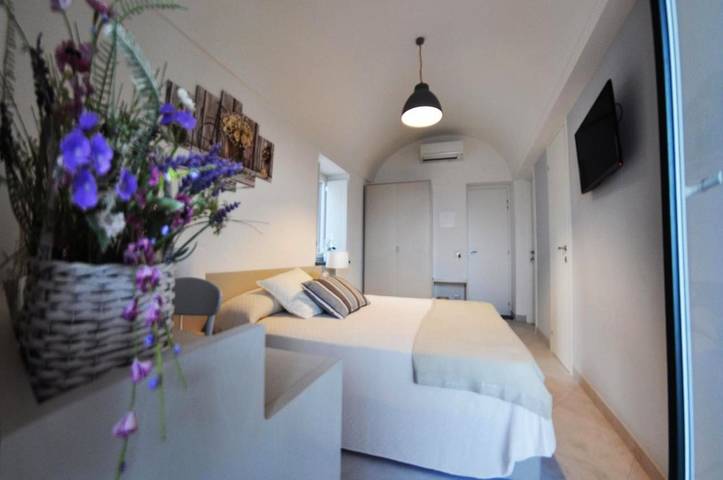 BnB für 2 Personen, mit Balkon und Ausblick in Capri